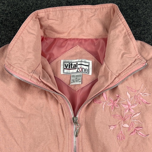 Vital Zone Pink Embroidered Zip Jacket – Soft Elegance, Everyday Comfort, Size M - Picture 2 of 9
